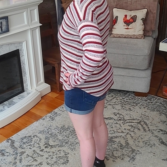 American Eagle outfitters women's small long sleeve multicolor top. - Picture 5 of 9